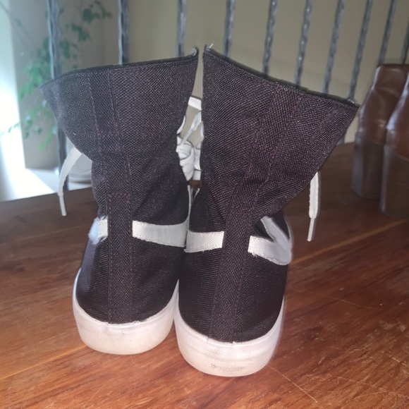 Nike Purple High Top Sneaker Women's Size 8.5 - Picture 10 of 12